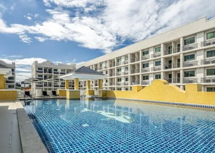 Arcadia Beach Continental 1-Bedroom Condo
